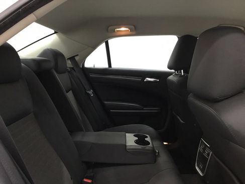 Used 2023 Chrysler 300 Touring RWD image 17