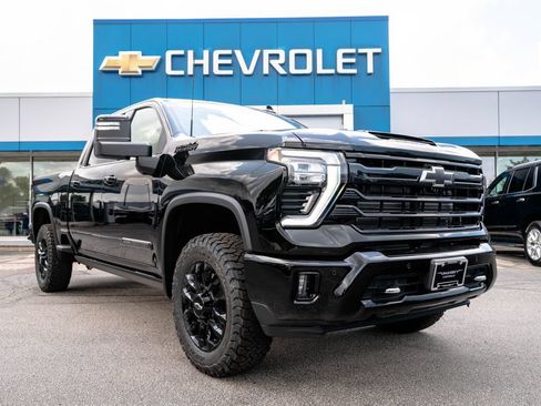New 2026 Chevrolet Silverado 2500 High Country w/ Midnight Edition AWD/4WD image 1