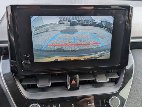 Used 2023 Toyota Corolla LE image 24