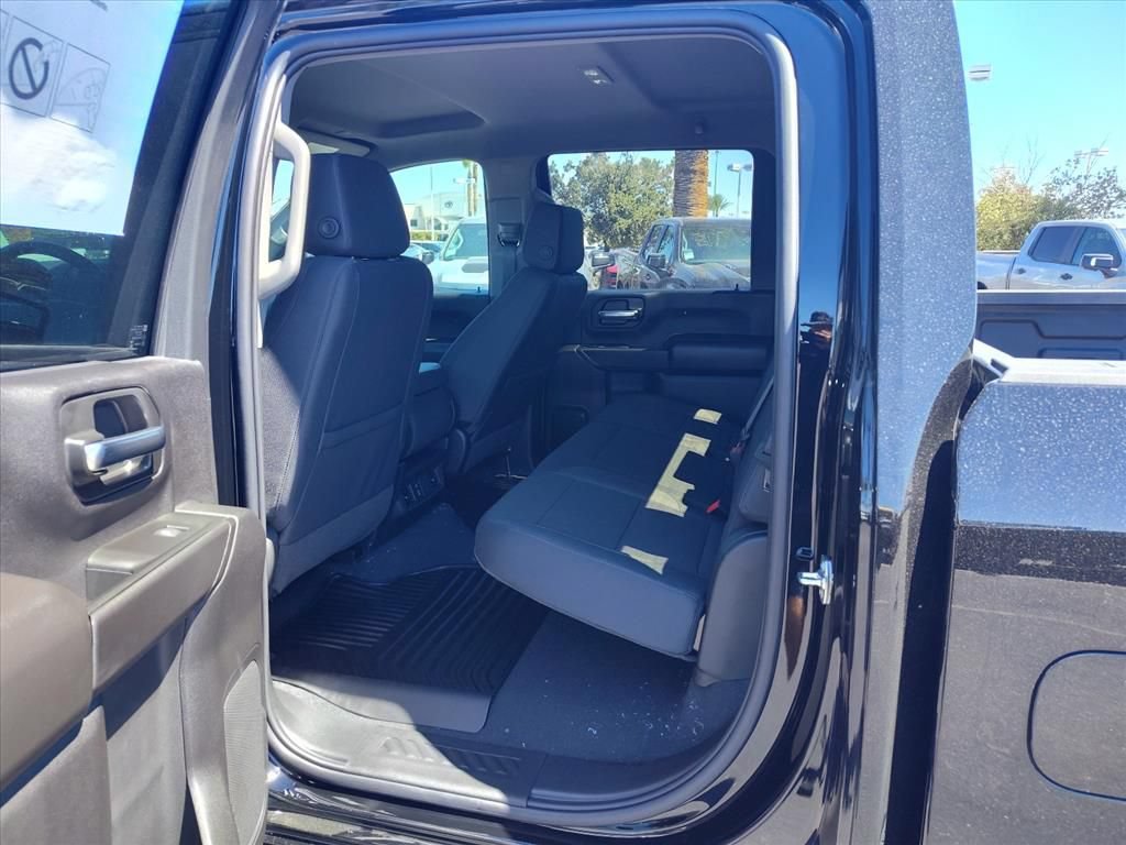 New 2026 Chevrolet Silverado 2500 Custom w/ Custom Value Package AWD/4WD image 6