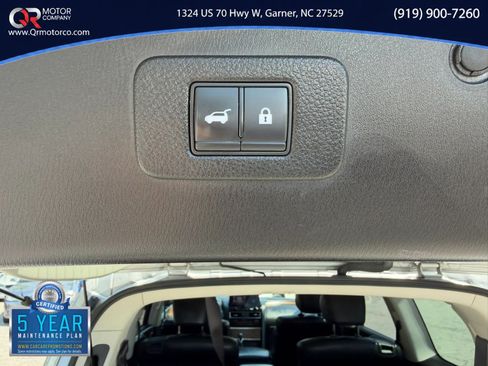 Used 2021 Nissan Armada SL w/ Captain's Chairs Package AWD/4WD image 31