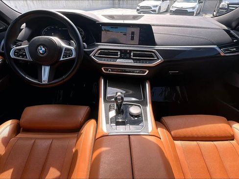 Used 2021 BMW X6 M50i AWD/4WD image 16
