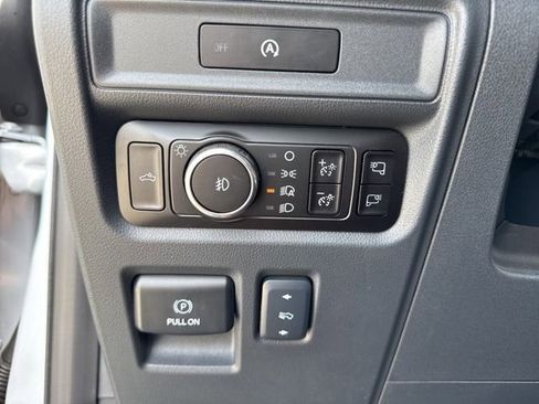 Used 2025 Ford F150 Lariat w/ Equipment Group 501A Mid AWD/4WD image 18
