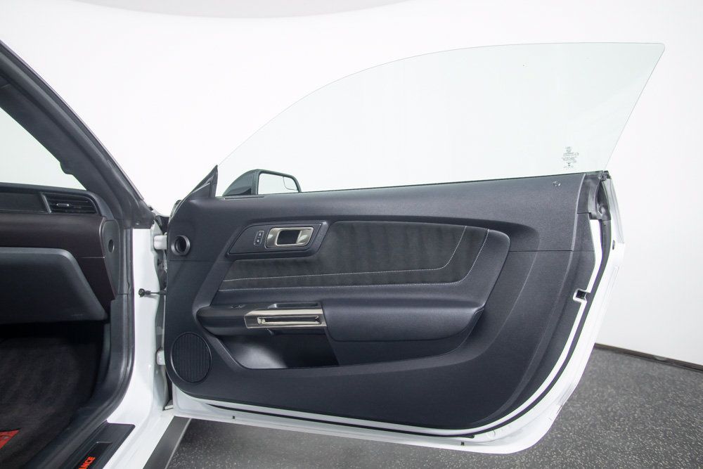 Used 2018 Ford Mustang Shelby GT350 RWD image 41