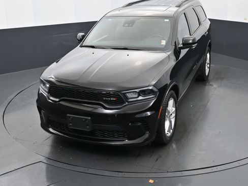 Used 2024 Dodge Durango GT image 28