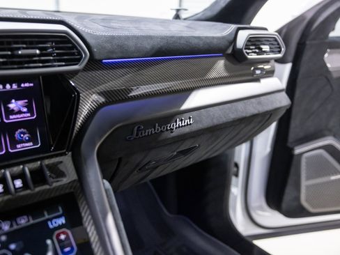 Used 2023 Lamborghini Urus Performante image 52