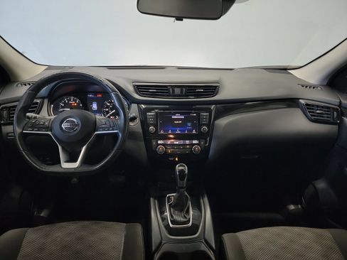 Used 2021 Nissan Rogue Sport SV FWD image 15
