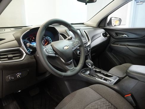 Used 2024 Chevrolet Equinox LT w/ LPO, Floor Liner Package AWD/4WD image 6