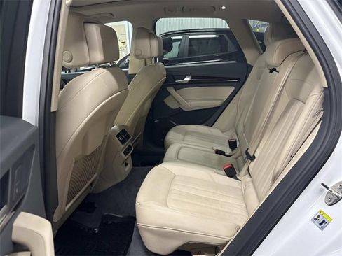 Used 2019 Audi Q5 2.0T Premium w/ Convenience Package image 25