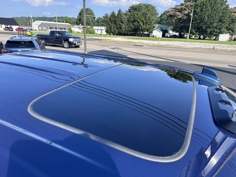 Used 2023 Chevrolet Silverado 2500 High Country image 12