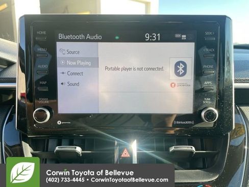 Certified 2022 Toyota Corolla Cross XLE image 20