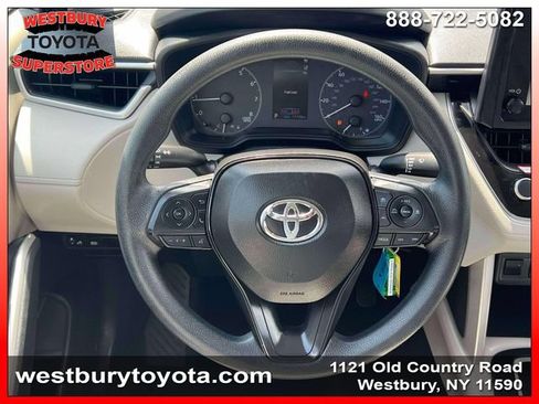 Certified 2024 Toyota Corolla Cross L AWD/4WD image 18