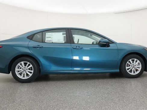 New 2026 Toyota Camry LE image 39