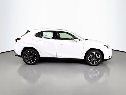 New 2026 Lexus UX 300h FWD image 4