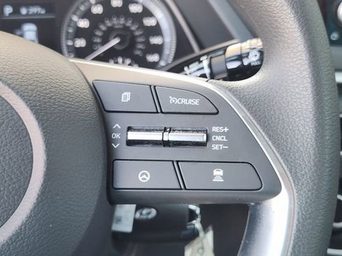 Used 2023 Hyundai Sonata SE FWD image 23