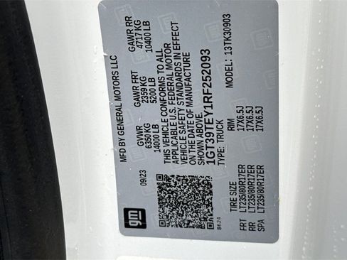 Used 2024 GMC Sierra 3500 SLE w/ SLE Convenience Package image 37