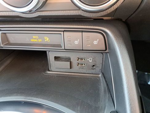 Used 2023 MAZDA MX-5 Miata Grand Touring w/ Weather Package image 17