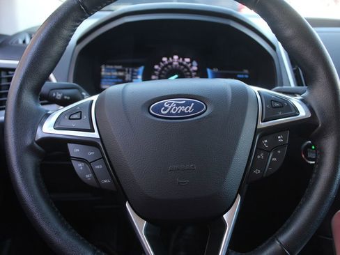 Used 2024 Ford Edge SEL AWD/4WD image 31