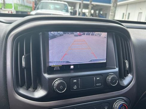 Used 2021 GMC Canyon AT4 w/ Driver Alert Package AWD/4WD image 14