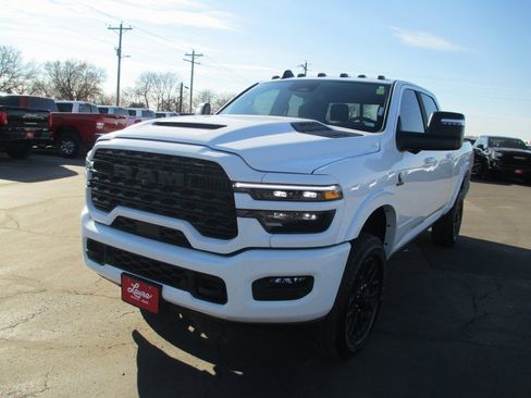 Used 2025 RAM 2500 Limited image 12