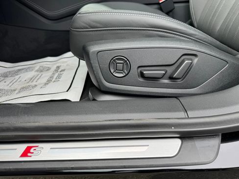 Used 2025 Audi A6 Premium Plus w/ Premium Plus Package image 13