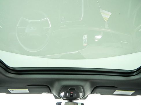 New 2025 Audi Q5 Premium Plus image 22