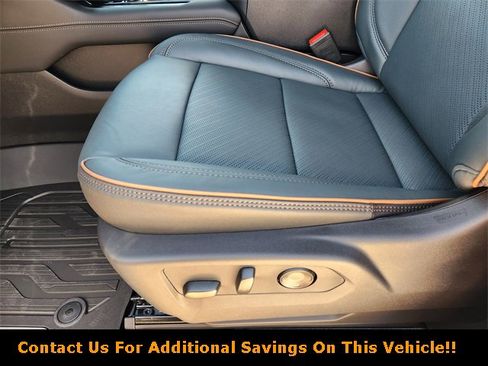 New 2026 GMC Yukon XL AT4 image 18