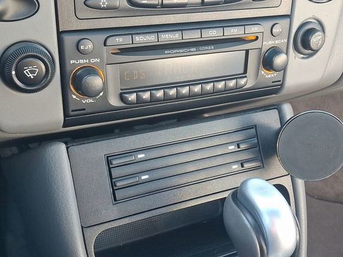 Used 2003 Porsche 911 Targa image 16