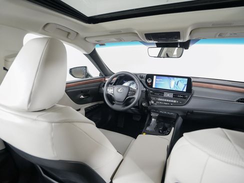 New 2025 Lexus ES 350 w/ Premium Package image 14