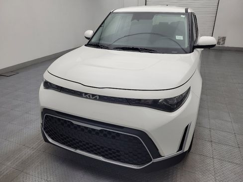 Used 2025 Kia Soul LX FWD image 15