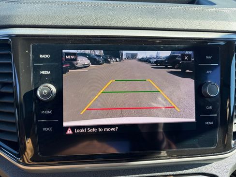 Used 2021 Volkswagen Atlas SEL image 19