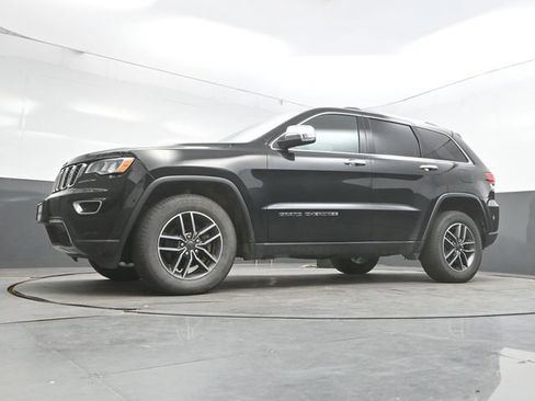 Used 2019 Jeep Grand Cherokee Limited AWD/4WD image 43
