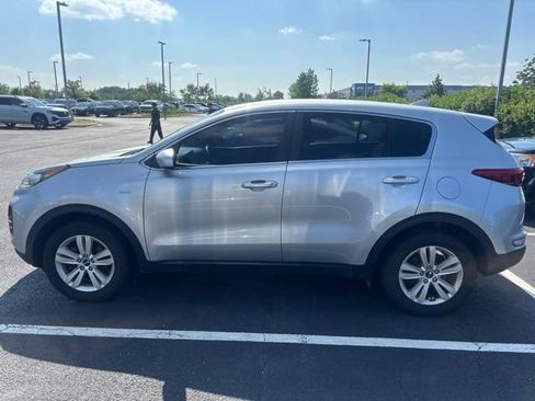 Used 2018 Kia Sportage LX AWD/4WD image 7