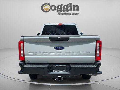 New 2025 Ford F250 XL image 4