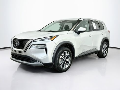Used 2022 Nissan Rogue SV AWD/4WD image 3