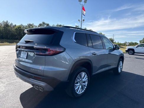 New 2026 GMC Acadia Elevation w/ Elevation Premium Package FWD image 3