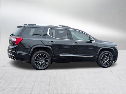 Used 2023 GMC Acadia Denali w/ Black Diamond Edition image 10