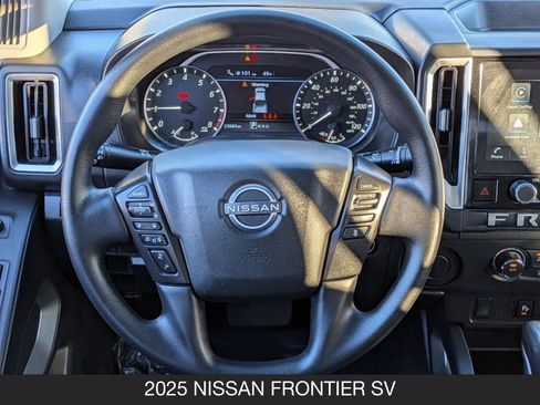 Certified 2025 Nissan Frontier SV w/ Tow Package image 12