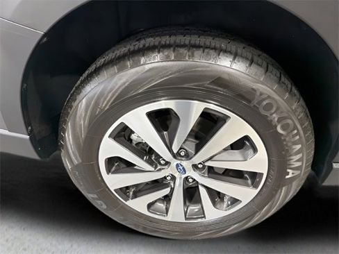 Certified 2025 Subaru Outback w/ Popular Package #1A image 35