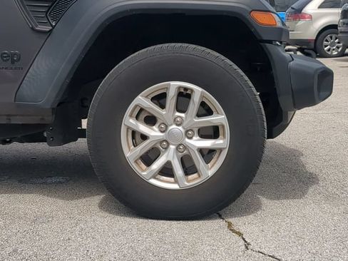 Certified 2023 Jeep Wrangler Sport AWD/4WD image 11