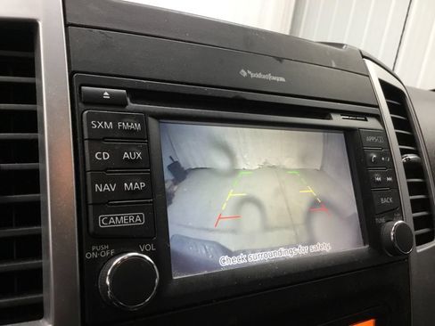 Used 2019 Nissan Frontier PRO-4X AWD/4WD image 10