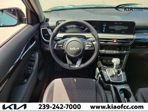 New 2026 Kia Seltos S FWD image 15