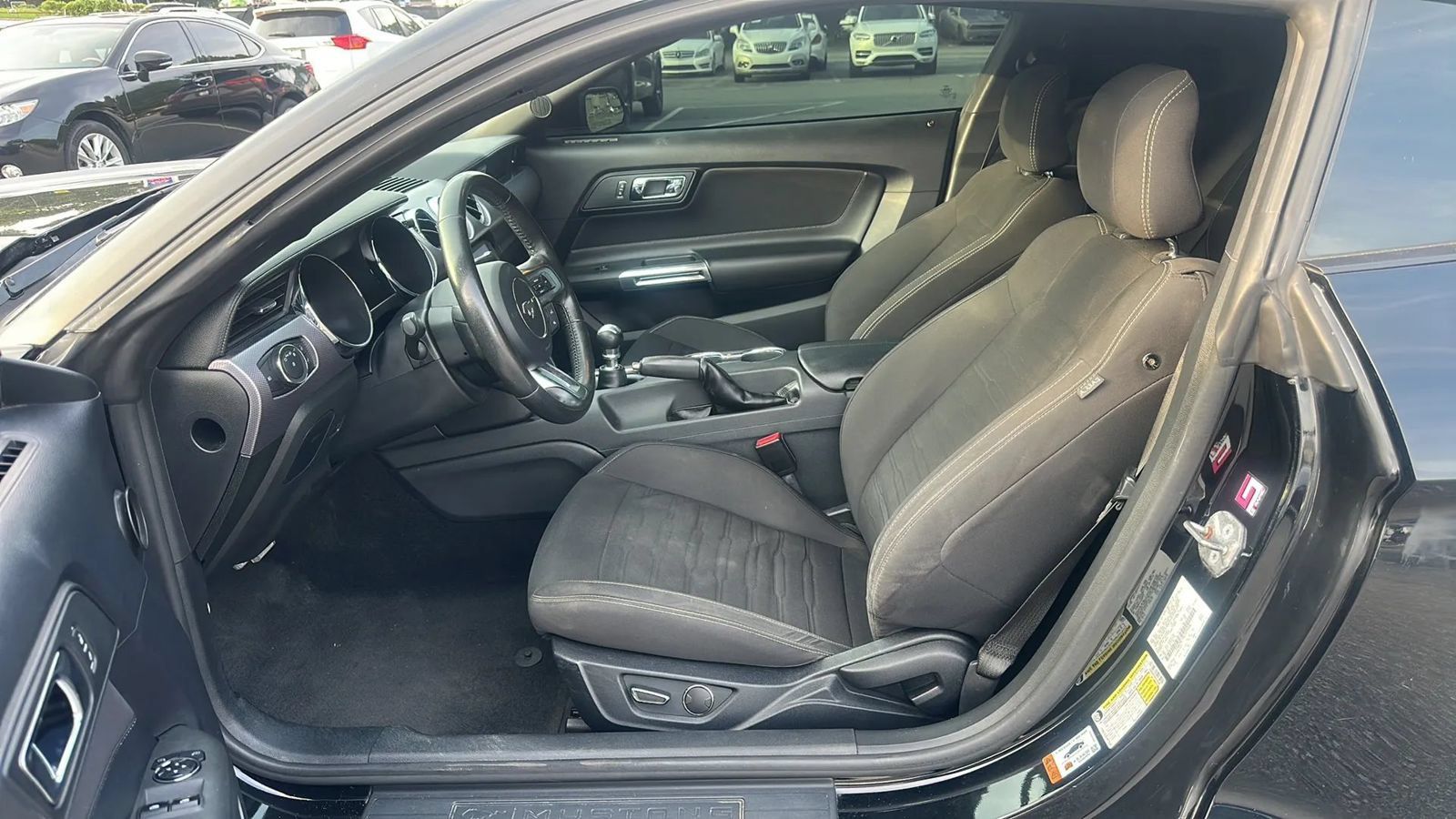 Used 2016 Ford Mustang GT RWD image 16