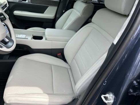 New 2026 Hyundai Santa Fe Calligraphy AWD/4WD image 16