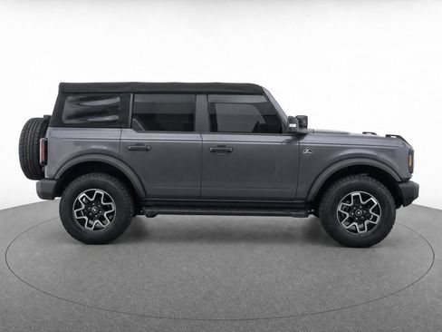 Used 2021 Ford Bronco Outer Banks AWD/4WD image 8