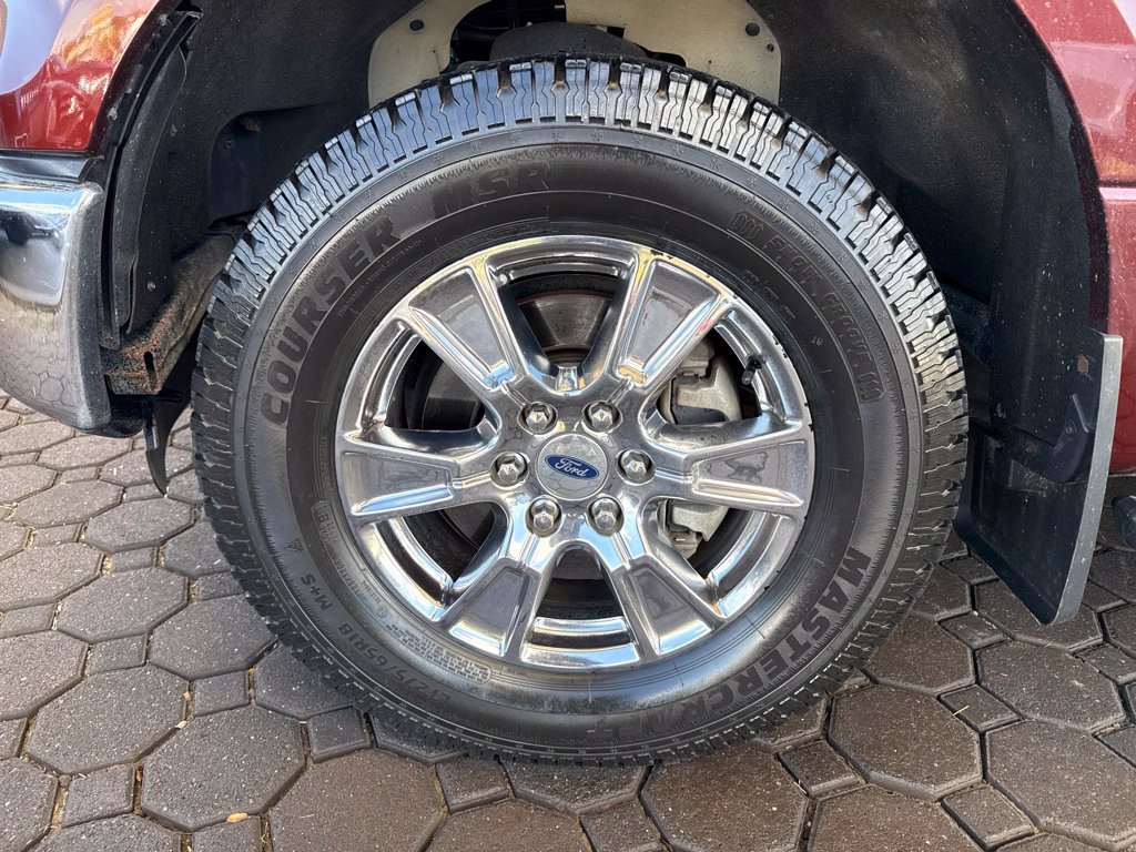 Used 2016 Ford F150 XLT w/ Equipment Group 302A Luxury AWD/4WD image 10