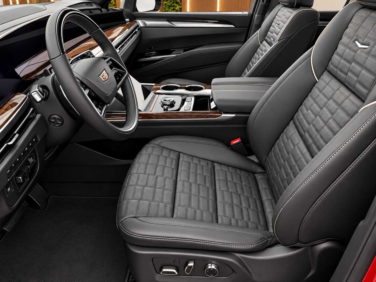 Used 2026 Cadillac Escalade Platinum Sport w/ LPO, ONYX Package AWD/4WD image 6