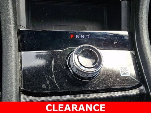 Used 2025 Jeep Grand Cherokee Laredo X w/ Luxury Tech Group I AWD/4WD image 16