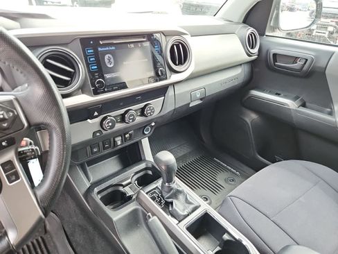 Used 2019 Toyota Tacoma SR5 image 11