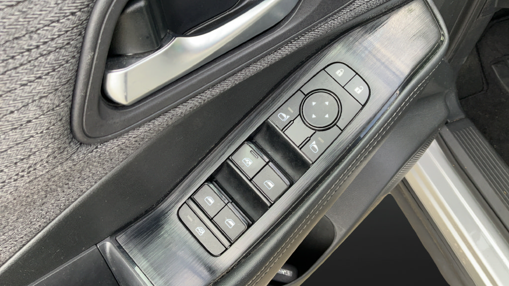 Used 2023 Nissan Rogue SV AWD/4WD image 28
